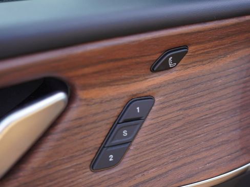 Certified 2024 Jeep Grand Cherokee L Summit w/ High Altitude Package image 25