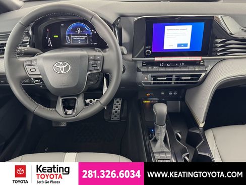 New 2026 Toyota Camry SE w/ Convenience Package FWD image 8