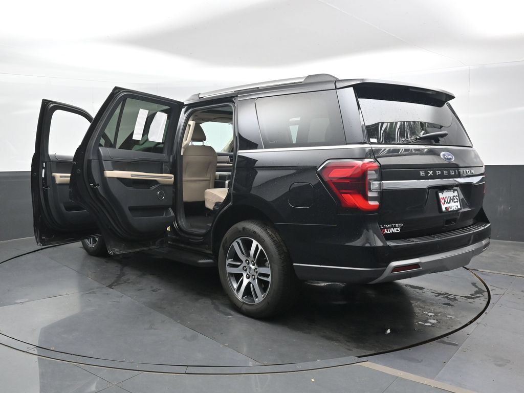 Used 2024 Ford Expedition Limited AWD/4WD image 50