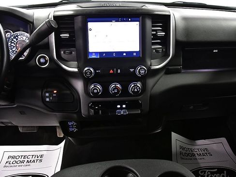 Used 2024 RAM 2500 Big Horn image 27