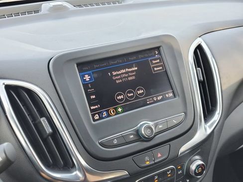 Certified 2024 Chevrolet Equinox LT FWD image 30
