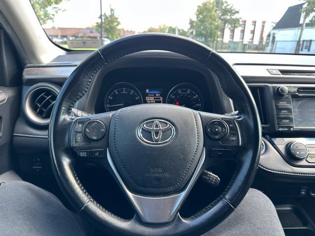 Used 2018 Toyota RAV4 XLE FWD image 36