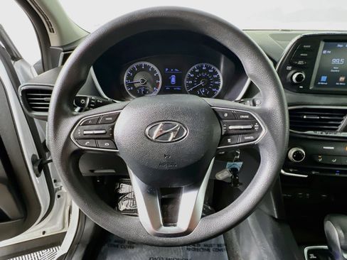 Used 2020 Hyundai Santa Fe SE FWD image 18