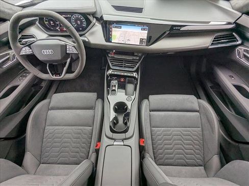 New 2026 Audi S e-tron GT Prestige image 16