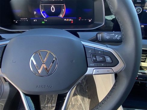 New 2026 Volkswagen Jetta SE image 21