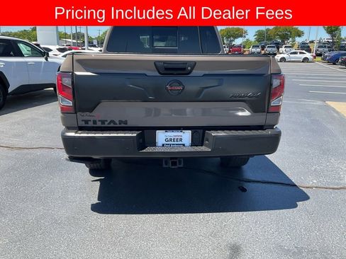 Used 2021 Nissan Titan PRO-4X w/ Pro-4x Convenience Package AWD/4WD image 39
