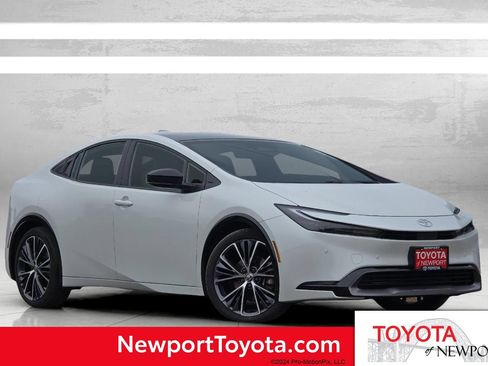 Used 2024 Toyota Prius XLE AWD/4WD image 1