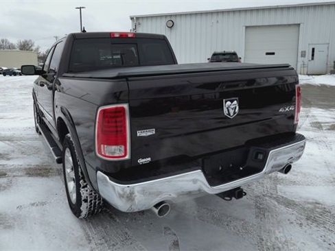 Used 2017 RAM 1500 Laramie w/ Convenience Group image 40