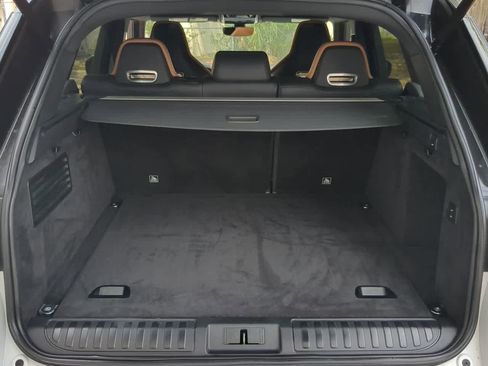 Used 2021 Land Rover Range Rover Sport SVR image 35