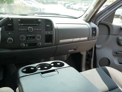 Used 2011 Chevrolet Silverado 1500 LT w/ All-Star Edition AWD/4WD image 21