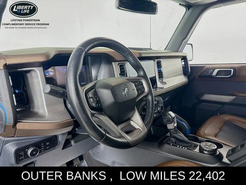 Used 2023 Ford Bronco Outer Banks image 9