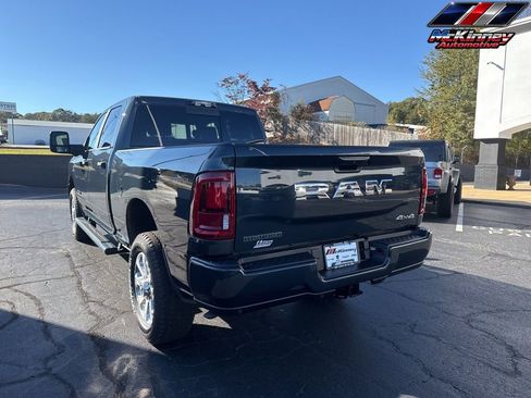 New 2026 RAM 2500 Big Horn AWD/4WD image 10