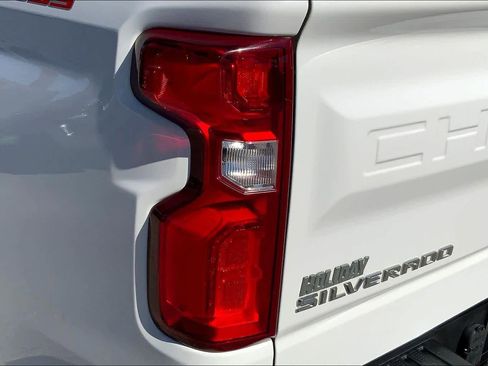 Used 2020 Chevrolet Silverado 1500 LT Trail Boss image 22
