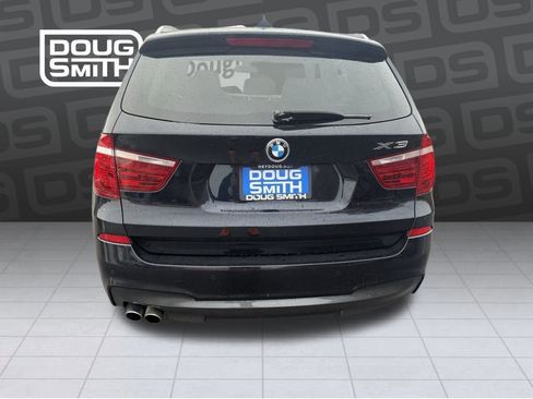 Used 2017 BMW X3 xDrive28i image 3