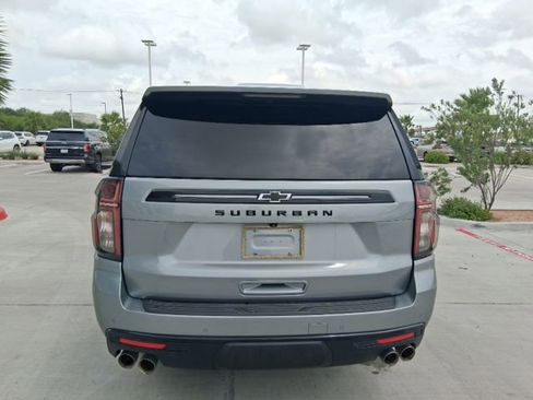 Used 2023 Chevrolet Suburban Z71 w/ Z71 Off-Road Package AWD/4WD image 5