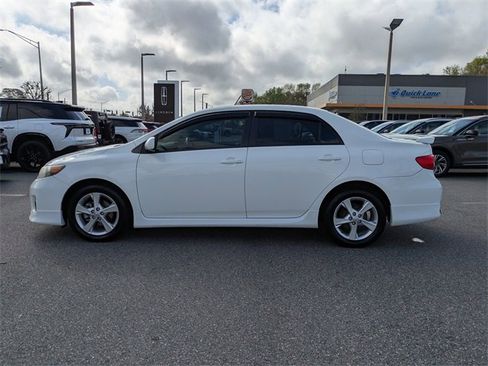 Used 2012 Toyota Corolla S image 7