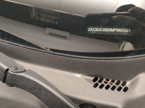 Used 2021 Jeep Renegade Latitude FWD image 33