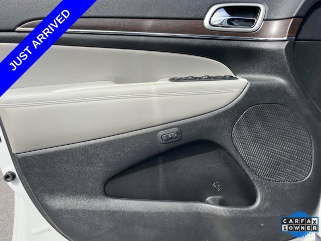 Used 2018 Jeep Grand Cherokee Limited AWD/4WD image 25