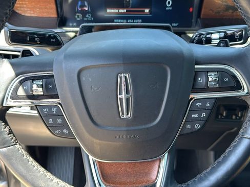 Used 2022 Lincoln Navigator Black Label AWD/4WD image 10