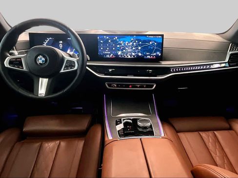 Used 2024 BMW X5 sDrive40i w/ M Sport Package RWD image 14