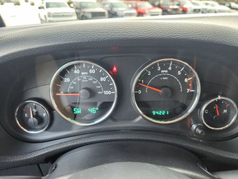 Used 2013 Jeep Wrangler Unlimited Sport AWD/4WD image 27