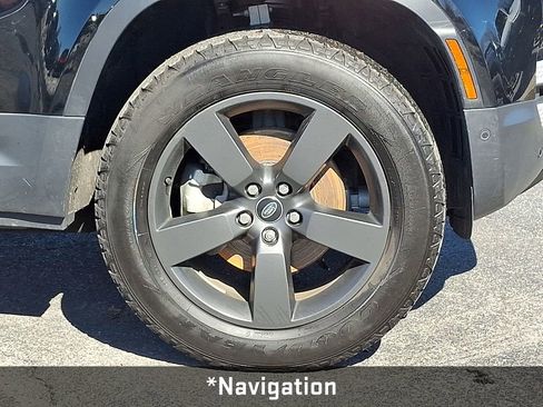 Used 2023 Land Rover Defender 90 S image 10