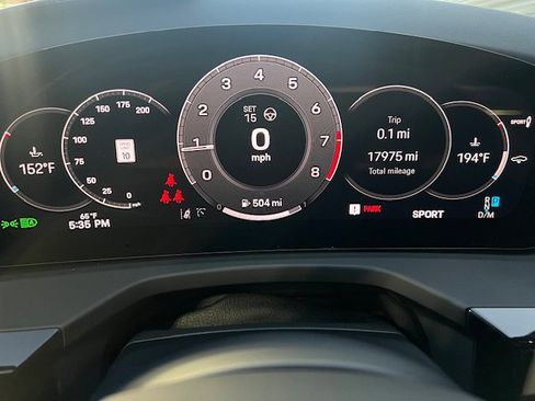 Certified 2024 Porsche Panamera 4 image 5