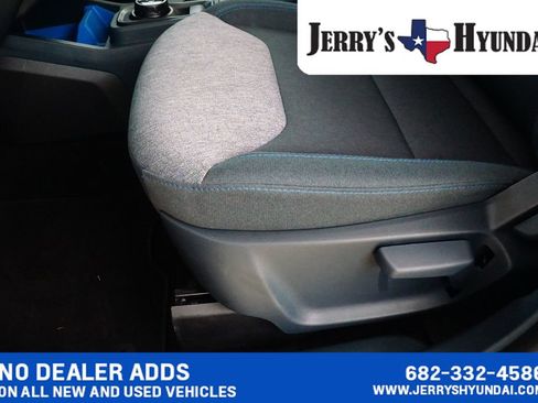 Used 2025 Ford Maverick XLT FWD image 17