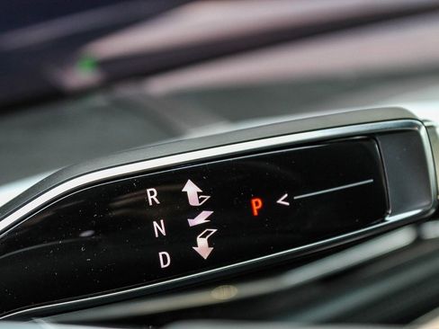 New 2025 Cadillac Escalade IQ Luxury 2 image 22