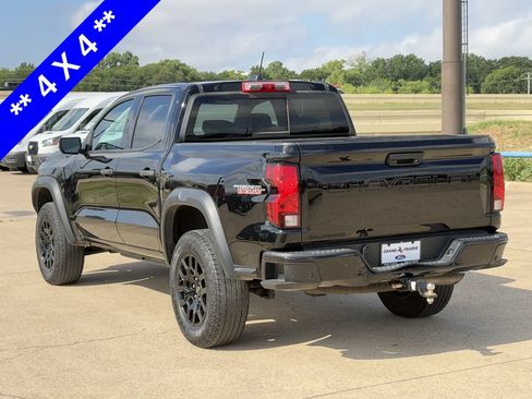 Used 2025 Chevrolet Colorado Trail Boss AWD/4WD image 6
