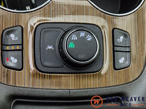 Certified 2023 GMC Acadia SLE w/ Driver Convenience Package image 21