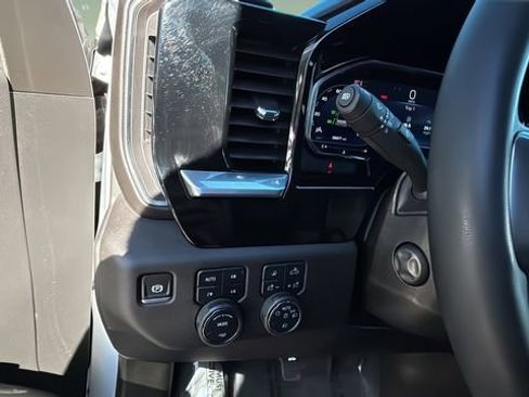 Used 2024 Chevrolet Silverado 1500 LTZ w/ LTZ Convenience Package II image 21