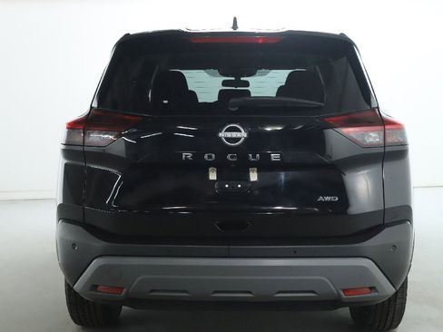 Used 2023 Nissan Rogue S image 42