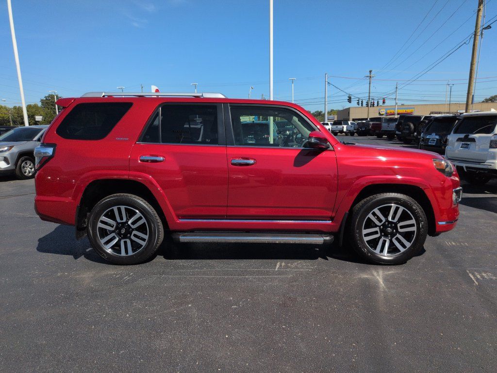 Used 2024 Toyota 4Runner Limited AWD/4WD image 6
