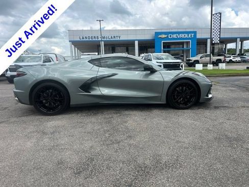 Used 2024 Chevrolet Corvette Stingray Preferred Cpe w/ Z51 Performance Package RWD image 2
