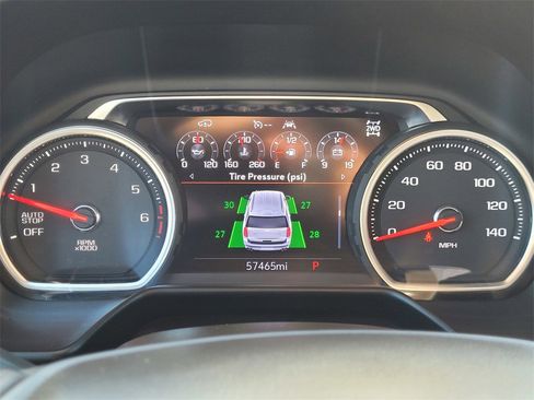 Used 2021 Chevrolet Tahoe Z71 w/ Z71 Off-Road Package image 12