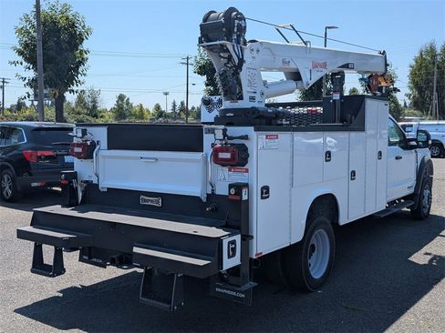 New 2025 Ford F550 4x4 SuperCab Super Duty image 5