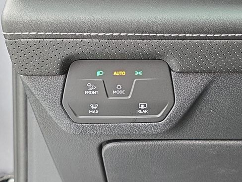 Certified 2025 Volkswagen Atlas SE AWD/4WD image 27
