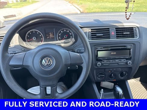 Used 2014 Volkswagen Jetta SE image 4