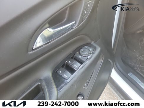 Used 2022 Chevrolet Equinox Premier w/ Redline Edition FWD image 22