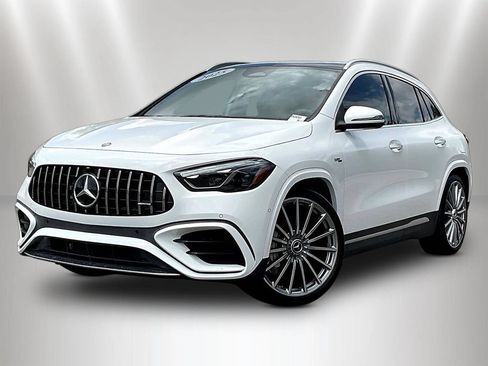 Used 2025 Mercedes-Benz GLA 35 AMG 4MATIC image 3