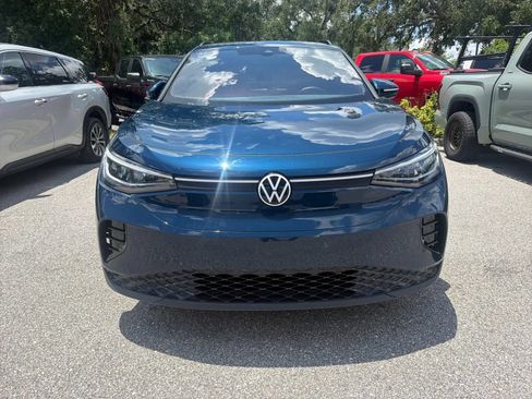 Used 2023 Volkswagen ID.4 Pro AWD/4WD image 4