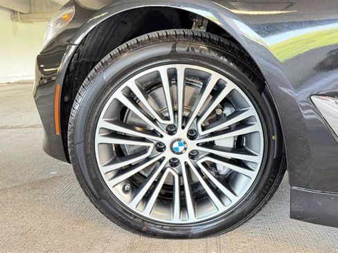 Used 2018 BMW 540i xDrive AWD/4WD image 14