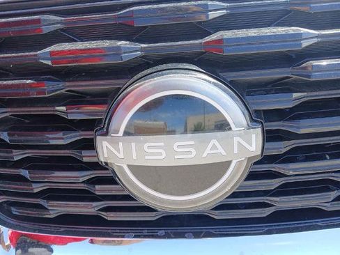Certified 2022 Nissan Rogue SV w/ SV Premium Package FWD image 2