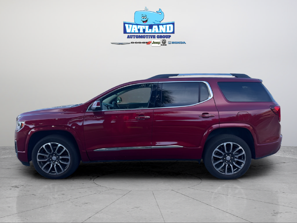 Used 2020 GMC Acadia Denali w/ Technology Package FWD image 2