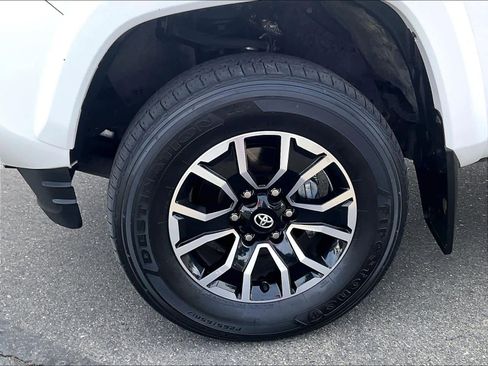 Used 2023 Toyota Tacoma TRD Sport w/ Black Out Package (TMS) image 12