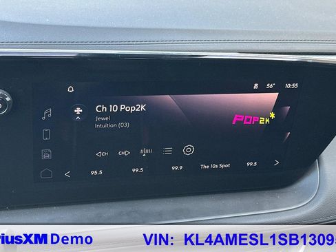 Used 2025 Buick Encore GX Sport Touring w/ Advanced Technology Package image 27