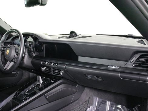 Used 2022 Porsche 911 Targa 4 GTS image 25