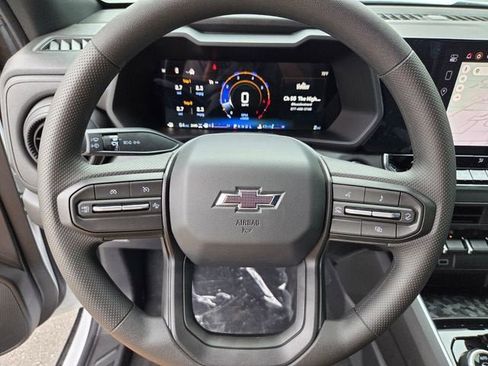 New 2026 Chevrolet Colorado Trail Boss AWD/4WD image 18