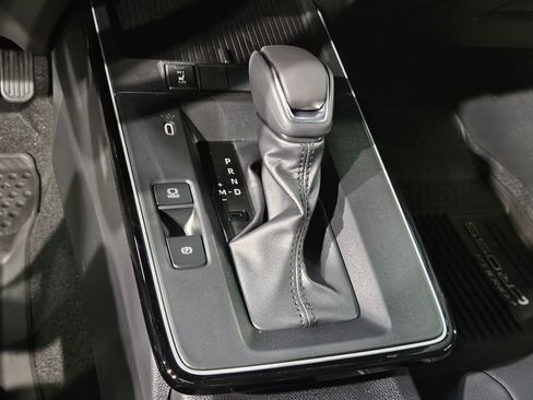 New 2026 Toyota Corolla Cross XLE FWD image 19